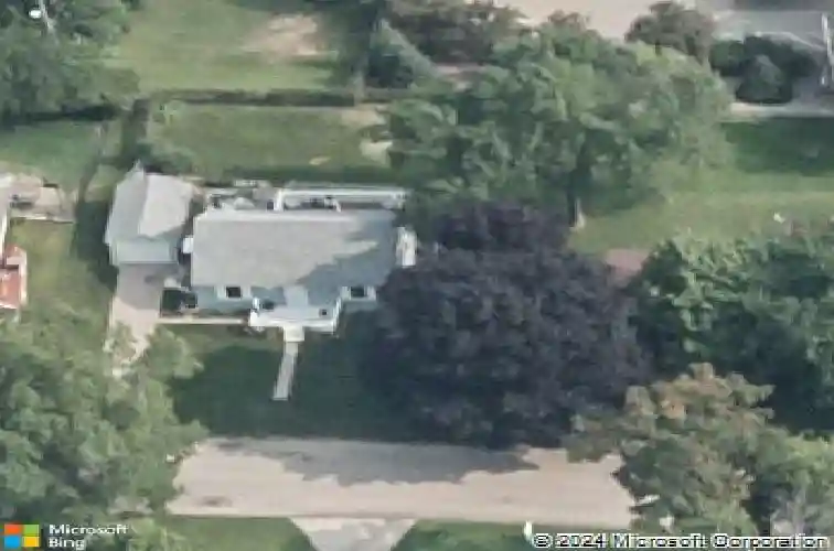 3008 henderson ave se, cedar rapids,  IA 52403