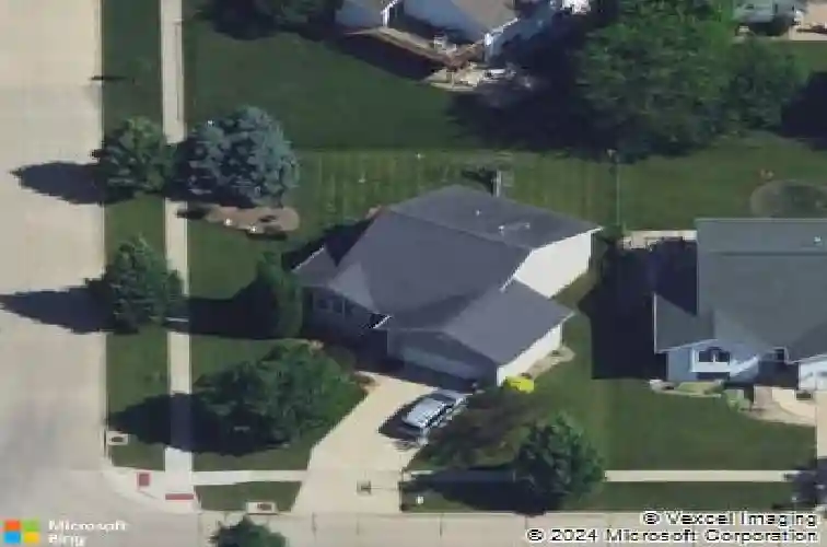 1136 ashford dr ne, cedar rapids,  IA 52402