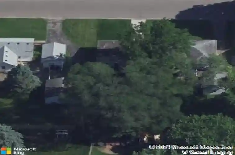 711 36th st ne, cedar rapids,  IA 52402