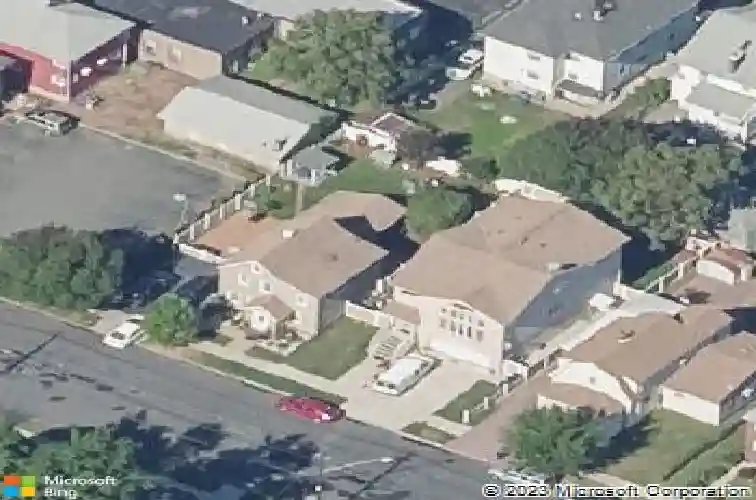 611 new york ave, lyndhurst,  NJ 07071