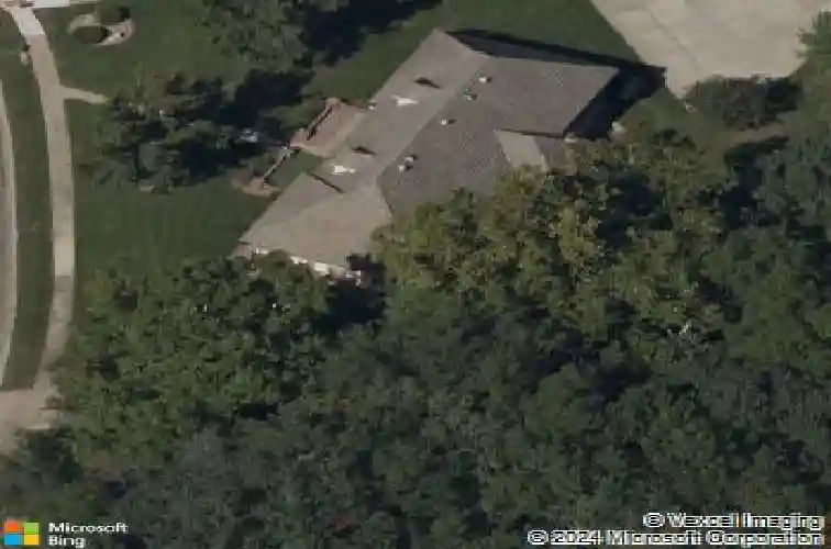 2001 ne 68th st, kansas city,  MO 64118