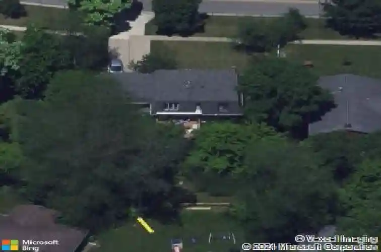 2445 glass rd ne, cedar rapids,  IA 52402