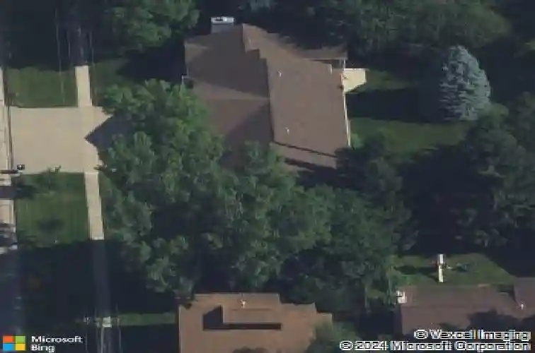 4020 blue jay dr ne, cedar rapids,  IA 52402