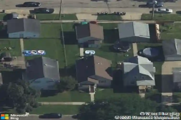 714 h ave nw, cedar rapids,  IA 52405