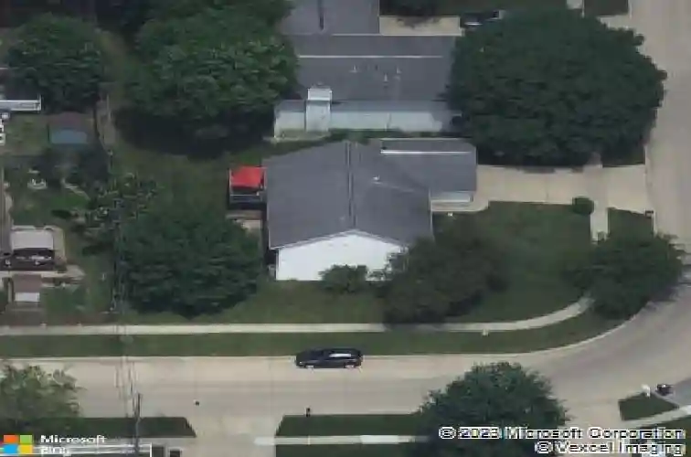 1616 hamer dr nw, cedar rapids,  IA 52405