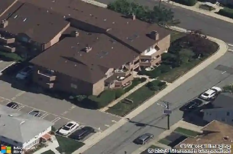 2431b 3rd st, fort lee,  NJ 07024