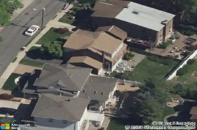 1026 jassamine way, fort lee,  NJ 07024