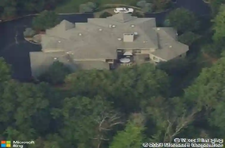 7 finn ct, mahwah,  NJ 07430