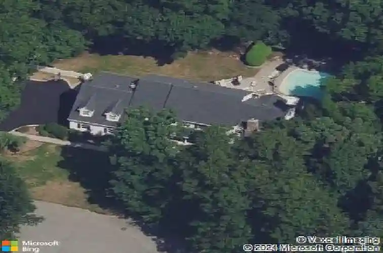 381 lawrence ct, wyckoff,  NJ 07481