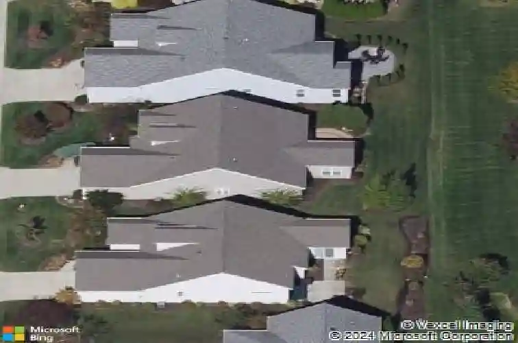 453 bridge pointe ln, brunswick,  OH 44212