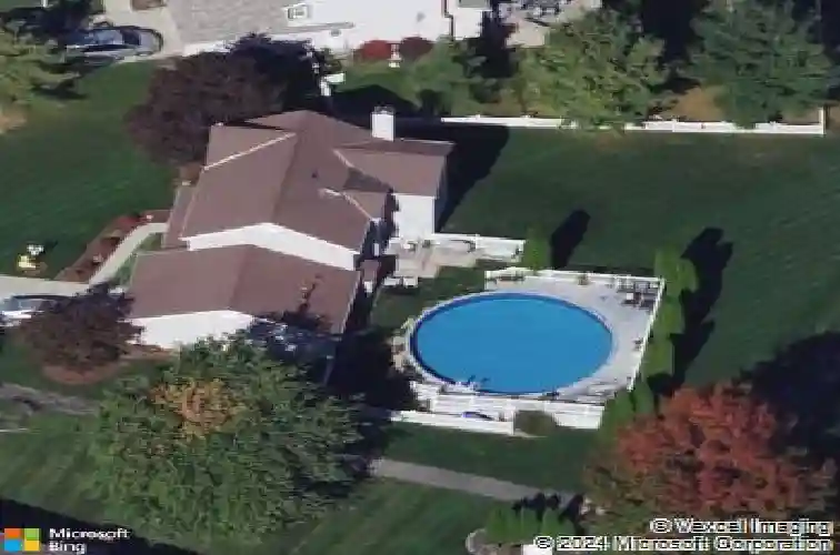 423 plymouth ct, brunswick,  OH 44212