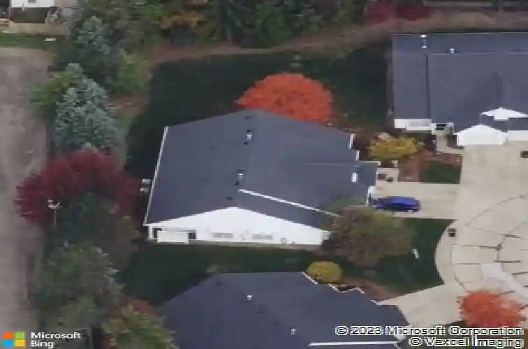 1049 lake meadow ln, brunswick,  OH 44212