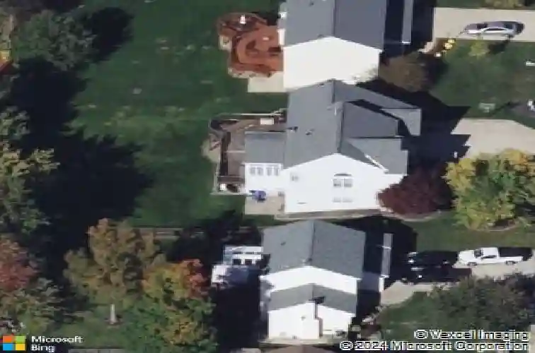 108 clearwater dr, brunswick,  OH 44212