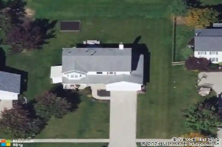 3041 portsmouth dr, brunswick,  OH 44212