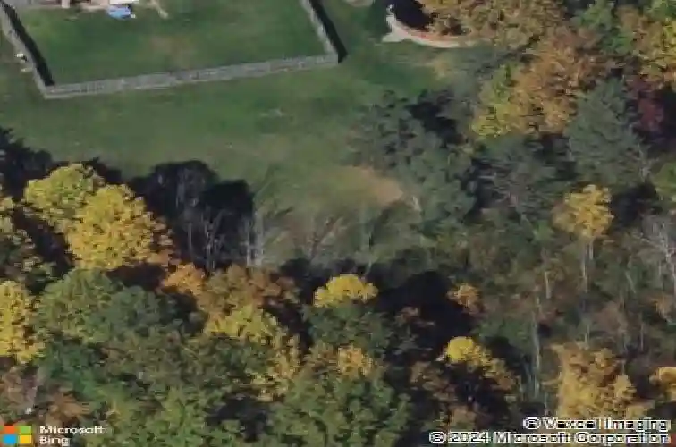 315 babbling brook oval, hinckley,  OH 44233