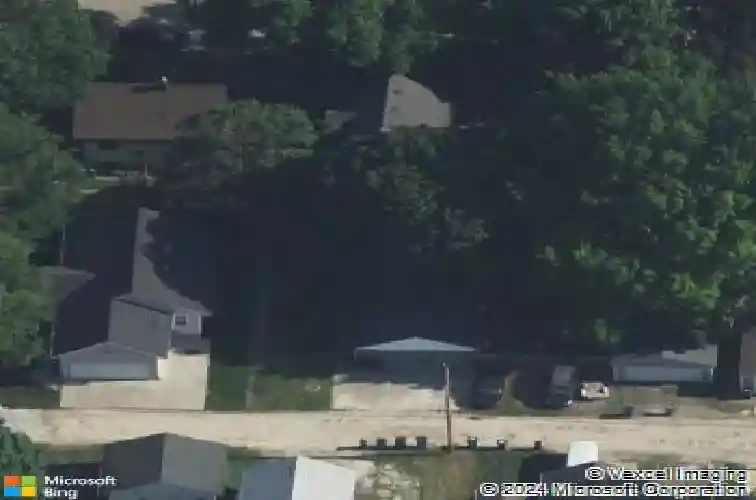 915 d ave nw, cedar rapids,  IA 52405