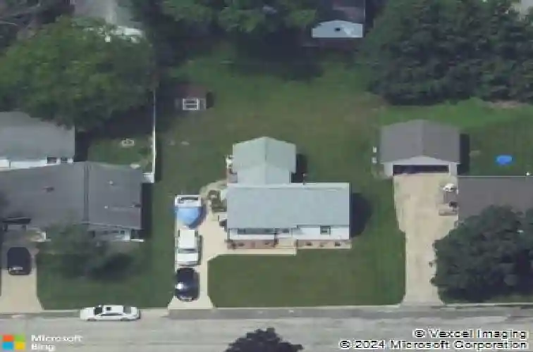 3840 vine ave se, cedar rapids,  IA 52403