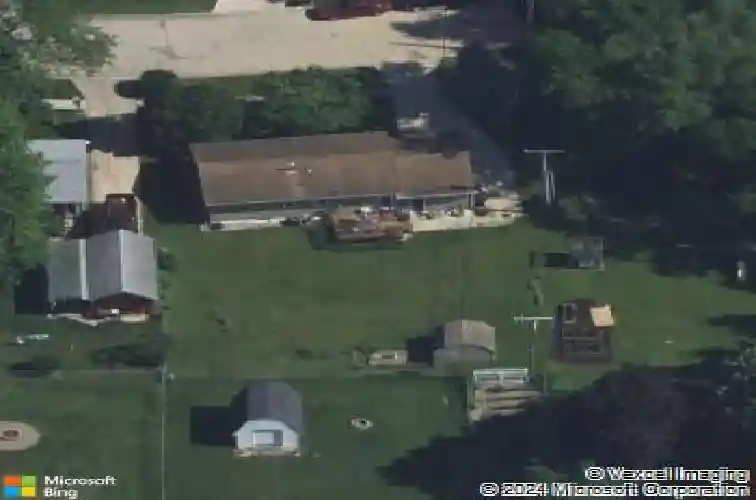 3001 2nd ave sw, cedar rapids,  IA 52404