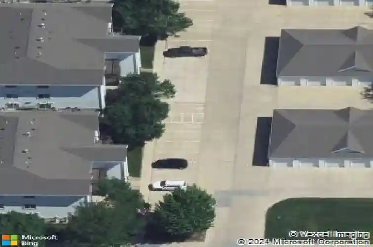 6410 creekside dr ne #2
                                ,Unit Unit 2, cedar rapids,  IA 52402