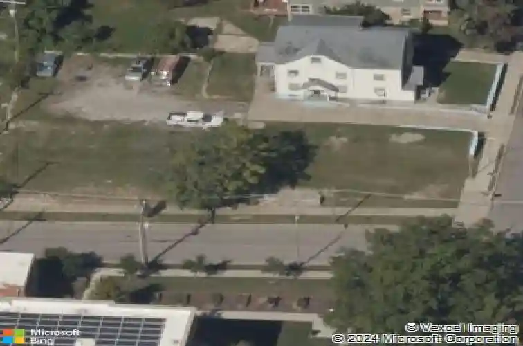4246 tracy ave, kansas city,  MO 64110