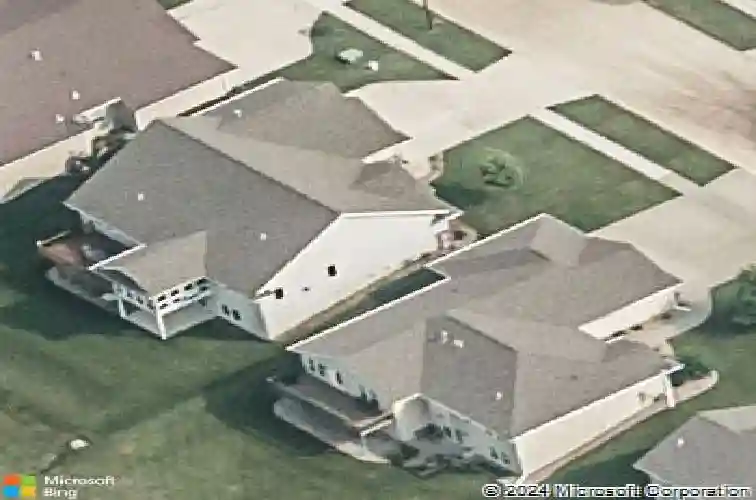 4910 windmill dr sw, cedar rapids,  IA 52404