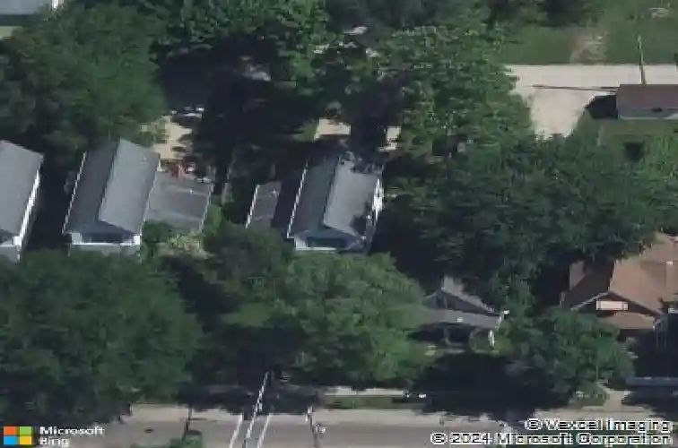 1014 12th ave se, cedar rapids,  IA 52401