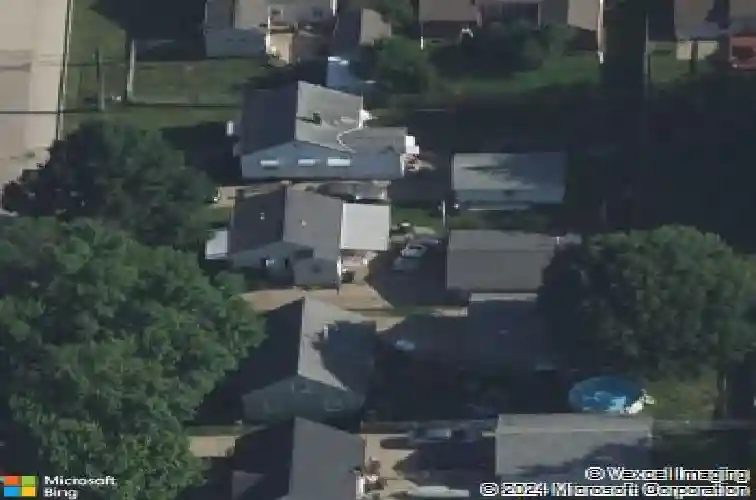 1521 10th st nw, cedar rapids,  IA 52405