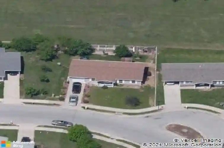 2305 thomas dr, columbia,  MO 65202