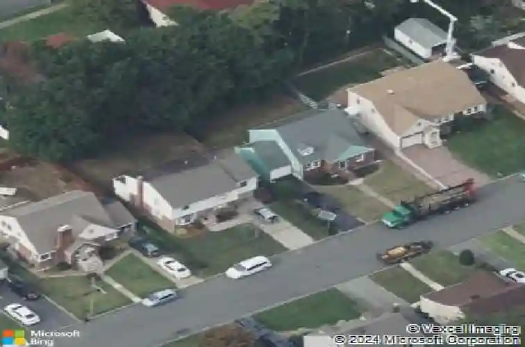 54 huntting dr, dumont,  NJ 07628