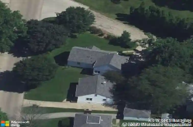 1287 hazel dr ne, cedar rapids,  IA 52402