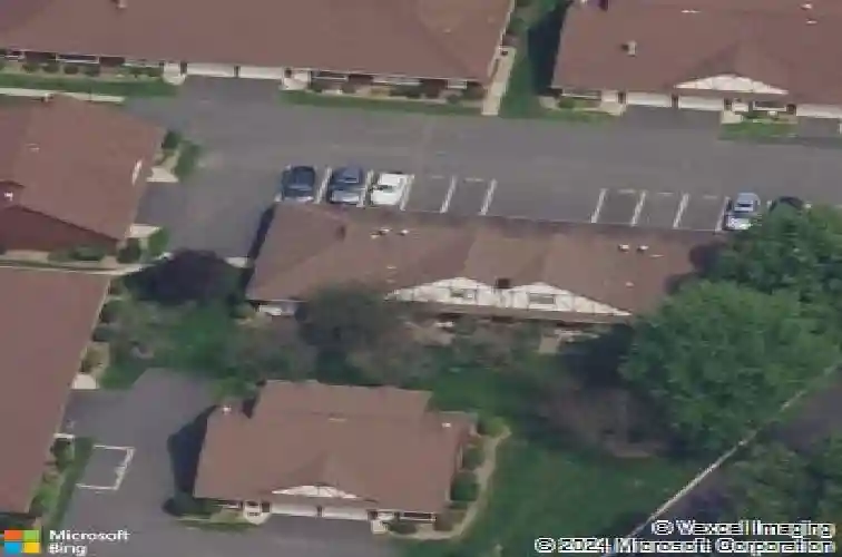 13-2 tamaron dr, waldwick,  NJ 07463