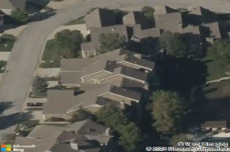 147 pointe dr, kansas city,  MO 64116