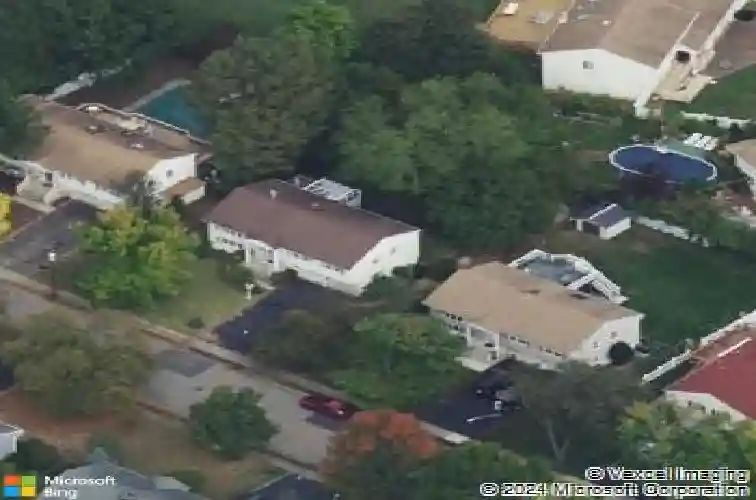 47 knox pl, paramus,  NJ 07652