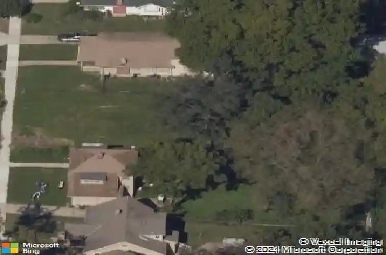 6021 forest ave, kansas city,  MO 64110