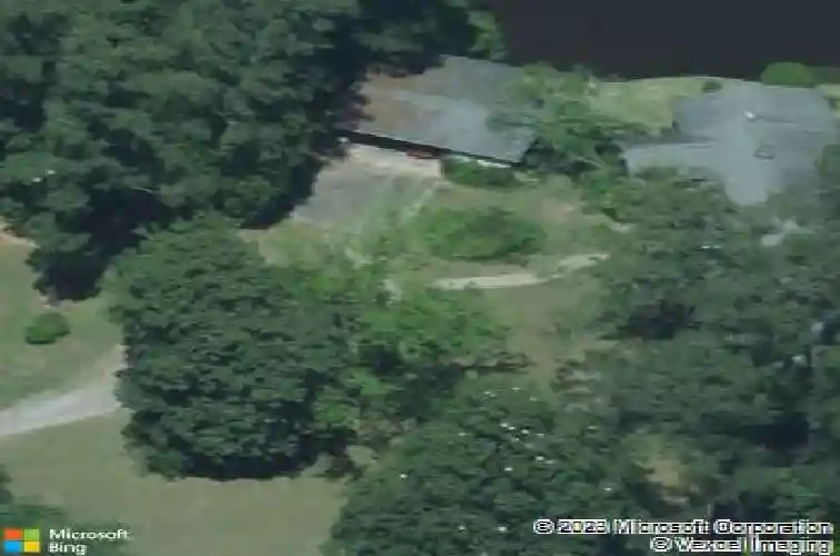 35 lakecrest dr, columbia,  SC 29206