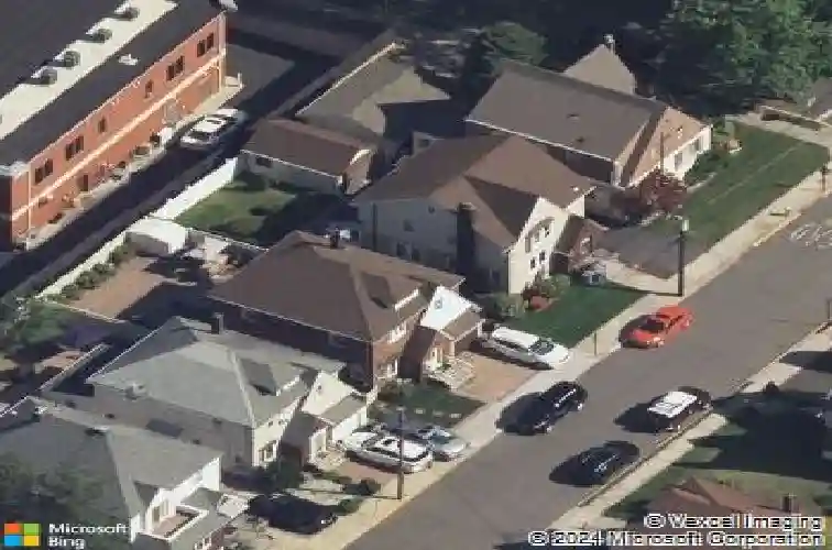 571 monroe pl, ridgefield,  NJ 07657