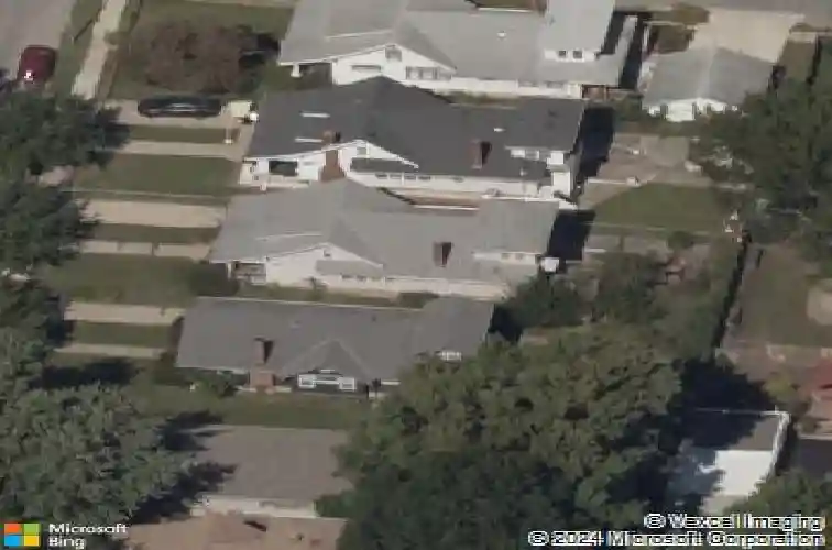 5809 kenwood ave, kansas city,  MO 64110