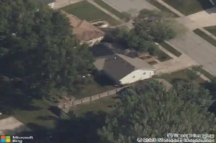 1306 downing st, liberty,  MO 64068