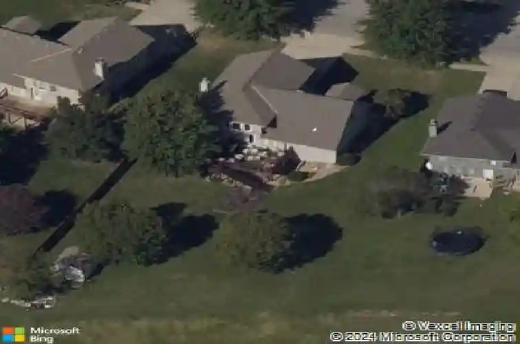 1203 aspen dr, smithville,  MO 64089