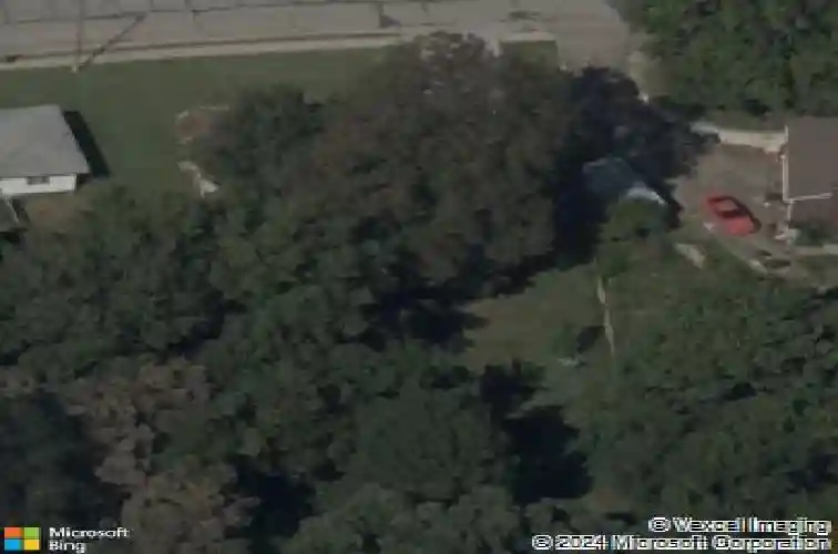 327 nw woodland rd, riverside,  MO 64150