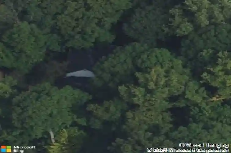 22 old smith rd, tenafly,  NJ 07670