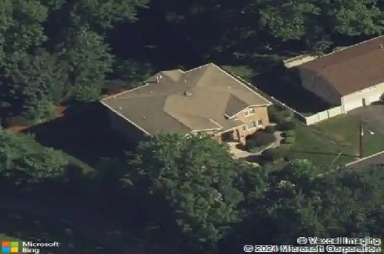 411 fairway dr, leonia,  NJ 07605