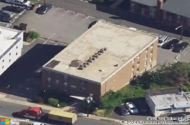 135 fort lee rd, leonia,  NJ 07605