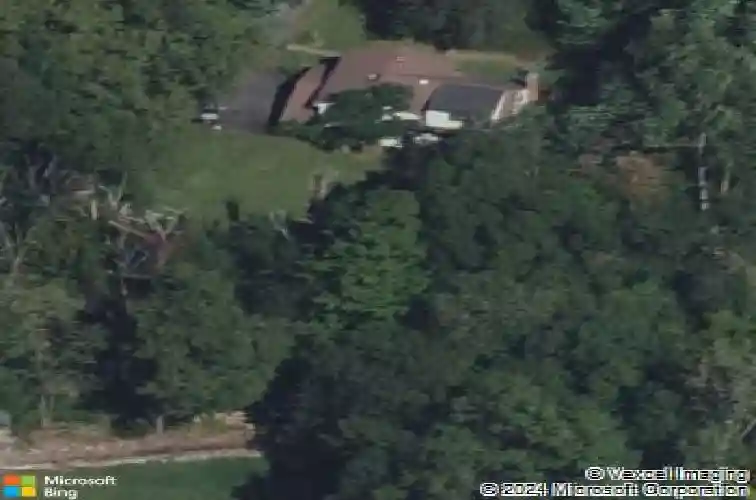 20 pinehill dr, upper saddle river,  NJ 07458