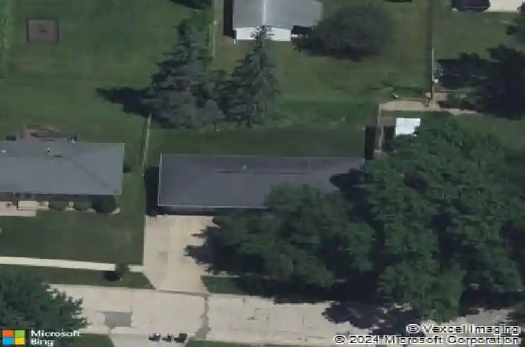 2100 carolina dr ne, cedar rapids,  IA 52402