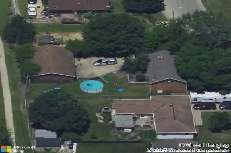 100 6th ave, hiawatha,  IA 52233