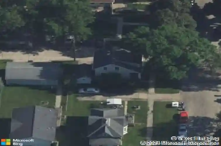 514 9th st nw, cedar rapids,  IA 52405