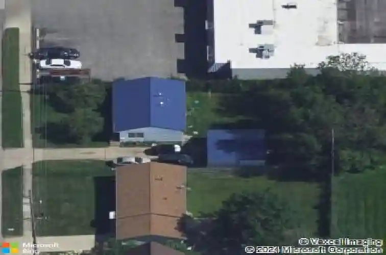 211 edgewood rd nw, cedar rapids,  IA 52405