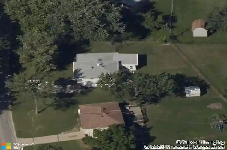 7529 n virginia ave, kansas city,  MO 64118