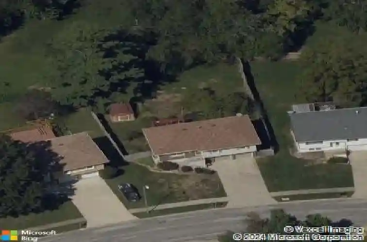 506 ne 98th ter, kansas city,  MO 64155